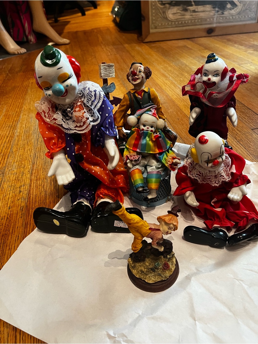 Clown Doll Collection - Multi-Color porcelain 6 pcs different sizes